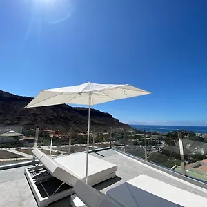 https://marina-mogan-360.in-canary-islands.com