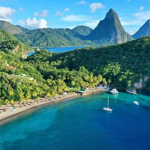 Üdülőközpont Jade Mountain